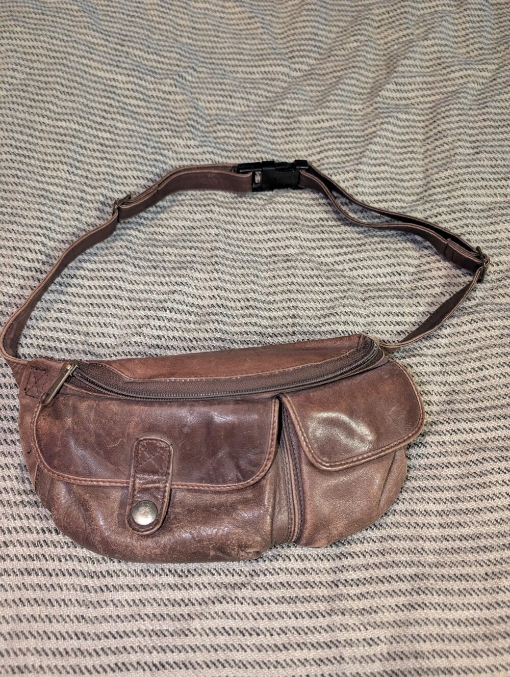 Ellington Brown Leather Waist Bag Fanny Pack Vintage Distressed